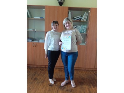 ВІТАЄМО ПЕДАГОГІЧНИХ ПРАЦІВНИКІВ З ВІДЗНАКАМИ!