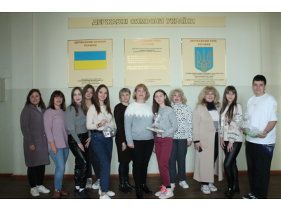 «ЛЮДИ ПОЧИНАЮТЬ ДОСЯГАТИ УСПІХУ, ЯК ТІЛЬКИ ВОНИ ВИРІШУЮТЬ ЦЕ ЗРОБИТИ.”