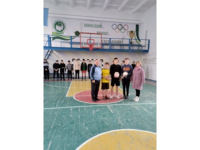 ВІТАННЯ ДИРЕКТОРА З МІЖНАРОДНИМ ДНЕМ СТУДЕНТІВ! ВІТАННЯ ДИРЕКТОРА З МІЖНАРОДНИМ ДНЕМ СТУДЕНТІВ!