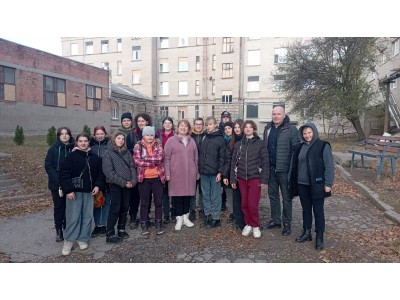 ОСІННЯ ТОЛОКА В КОЛЕДЖІ ОСІННЯ ТОЛОКА В КОЛЕДЖІ