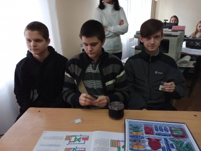 МАЙСТЕРНЯ ВИНАХІДНИКІВ “ЗАПАЛИ СВІТЛО ЗНАНЬ: КВЕСТ ЗІ СТВОРЕННЯ ЛІХТАРИКІВ ТА ЕЛЕКТРОННИХ СХЕМ”