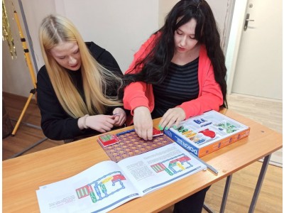 МАЙСТЕРНЯ ВИНАХІДНИКІВ “ЗАПАЛИ СВІТЛО ЗНАНЬ: КВЕСТ ЗІ СТВОРЕННЯ ЛІХТАРИКІВ ТА ЕЛЕКТРОННИХ СХЕМ”