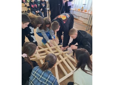 МАЙСТЕР-КЛАС "ЗАПАЛЬНИЙ ДРАЙВ": ЕКСПЕРИМЕНТУЙ, ВІДКРИВАЙ, ВИВЧАЙ