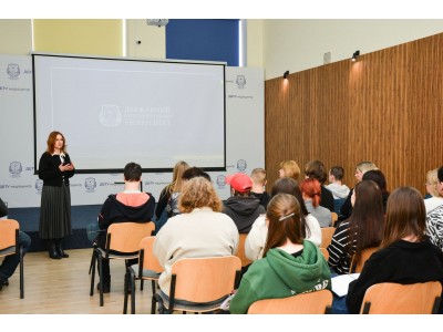 УРОЧИСТІ ЗАХОДИ ТА ЗУСТРІЧ ВИПУСКНИКІВ З ПРЕДСТАВНИКАМИ ДЕРЖАВНОГО БІОТЕХНОЛОГІЧНОГО УНІВЕРСИТЕТУ