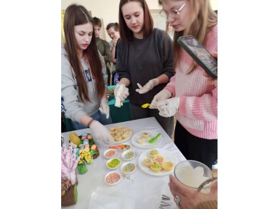 МАЙСТЕР-КЛАС ДЛЯ ПОТЕНЦІЙНИХ АБІТУРІЄНТІВ "ВЕСЕЛИЙ 3D БАР" МАЙСТЕР-КЛАС ДЛЯ ПОТЕНЦІЙНИХ АБІТУРІЄНТІВ "ВЕСЕЛИЙ 3D БАР"