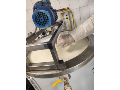 ОСВІТА ЧЕРЕЗ ПРАКТИКУ СТУДЕНТІВ  В НАВЧАЛЬНО-ПРАКТИЧНОМУ ЦЕНТРІ 