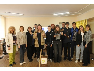 «МАЙСТЕРНЯ ВИНАХІДНИКІВ» ВІДКРИЛА СВОЇ ДВЕРІ ДЛЯ ЮНИХ ДОСЛІДНИКІВ!