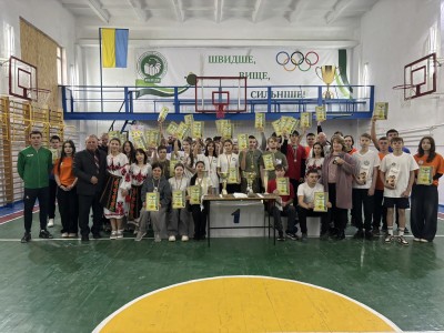 СПОРТИВНЕ СВЯТО «ДЕНЬ ЗДОРОВ’Я» У КОЛЕДЖІ