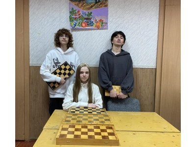 ШАХОВИЙ ТУРНІР ОБ’ЄДНАВ КОЛЕДЖІ В РАМКАХ ПРОГРАМИ «ПЛІЧ-О-ПЛІЧ» ШАХОВИЙ ТУРНІР ОБ’ЄДНАВ КОЛЕДЖІ В РАМКАХ ПРОГРАМИ «ПЛІЧ-О-ПЛІЧ»