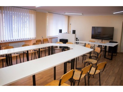 БЛАГОДІЙНИЙ ФОНД ДЕНИСА ПАРАМОНОВА ПОДАРУВАВ НОВІ МЕБЛІ МАЛІЙ АКТОВІЙ ЗАЛІ КОЛЕДЖУ БЛАГОДІЙНИЙ ФОНД ДЕНИСА ПАРАМОНОВА ПОДАРУВАВ НОВІ МЕБЛІ МАЛІЙ АКТОВІЙ ЗАЛІ КОЛЕДЖУ