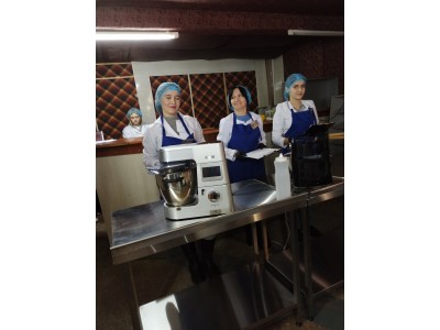 МАЙСТЕР-КЛАС «СЕКРЕТИ СТРІТ-ФУДУ»: ЗНАЙОМСТВО ШКОЛЯРІВ З ПРОФЕСІЯМИ МАЙБУТНЬОГО