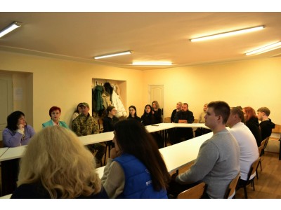 ДОБРО ПОЧИНАЄТЬСЯ З ТЕБЕ: У КОЛЕДЖІ ВІДБУВСЯ ЗАХІД ДО МІЖНАРОДНОГО ДНЯ ВОЛОНТЕРІВ