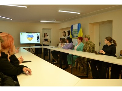 ДОБРО ПОЧИНАЄТЬСЯ З ТЕБЕ: У КОЛЕДЖІ ВІДБУВСЯ ЗАХІД ДО МІЖНАРОДНОГО ДНЯ ВОЛОНТЕРІВ