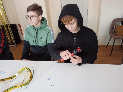 МАЙСТЕРНЯ ВИНАХІДНИКІВ: ЯК ЕНЕРГЕТИКА ТА МАШИНОБУДУВАННЯ СТВОРЮЮТЬ МАЙБУТНЄ ХАРЧОВОЇ ІНДУСТРІЇ МАЙСТЕРНЯ ВИНАХІДНИКІВ: ЯК ЕНЕРГЕТИКА ТА МАШИНОБУДУВАННЯ СТВОРЮЮТЬ МАЙБУТНЄ ХАРЧОВОЇ ІНДУСТРІЇ