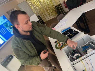 МАЙСТЕРНЯ ВИНАХІДНИКІВ: ЯК ЕНЕРГЕТИКА ТА МАШИНОБУДУВАННЯ СТВОРЮЮТЬ МАЙБУТНЄ ХАРЧОВОЇ ІНДУСТРІЇ МАЙСТЕРНЯ ВИНАХІДНИКІВ: ЯК ЕНЕРГЕТИКА ТА МАШИНОБУДУВАННЯ СТВОРЮЮТЬ МАЙБУТНЄ ХАРЧОВОЇ ІНДУСТРІЇ