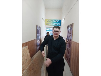 СТУДЕНТСЬКА ЄДНІСТЬ У ДІЇ: ДОПОМОГА В ЛІКВІДАЦІЇ НАСЛІДКІВ ПОВЕНІ СТУДЕНТСЬКА ЄДНІСТЬ У ДІЇ: ДОПОМОГА В ЛІКВІДАЦІЇ НАСЛІДКІВ ПОВЕНІ