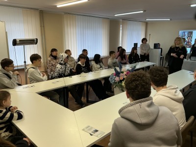 КОКТЕЙЛЬ-ПАТІ ДЛЯ МАЙБУТНІХ СТУДЕНТІВ: ЯСКРАВИЙ МАЙСТЕР-КЛАС У КОЛЕДЖІ