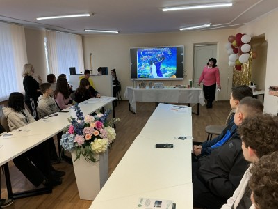 КОКТЕЙЛЬ-ПАТІ ДЛЯ МАЙБУТНІХ СТУДЕНТІВ: ЯСКРАВИЙ МАЙСТЕР-КЛАС У КОЛЕДЖІ