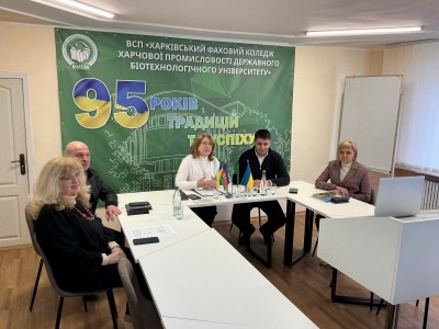 МІЖНАРОДНЕ ПАРТНЕРСТВО: ПІДПИСАНО ДОГОВІР ПРО СПІВПРАЦЮ З КОЛЕДЖЕМ АЗЕРБАЙДЖАНУ МІЖНАРОДНЕ ПАРТНЕРСТВО: ПІДПИСАНО ДОГОВІР ПРО СПІВПРАЦЮ З КОЛЕДЖЕМ АЗЕРБАЙДЖАНУ