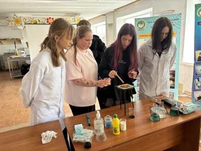 МАЙСТЕР-КЛАС "ЗАПАЛЬНИЙ ДРАЙВ":  ЕКСПЕРИМЕНТУЙ, ВІДКРИВАЙ, ВИВЧАЙ