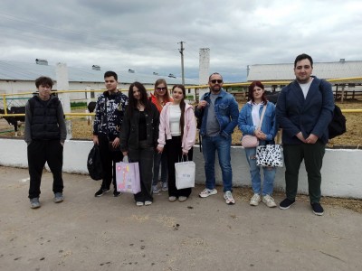 ПРАКТИКА, ЩО НАДИХАЄ: СТУДЕНТИ ТМ-21 ВІДВІДАЛИ ЛИПКОВАТІВСЬКИЙ ФАХОВИЙ КОЛЕДЖ