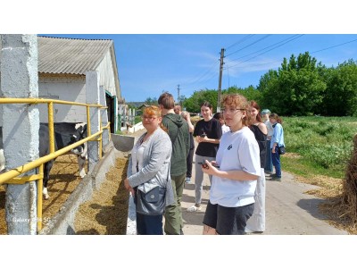 СЕКРЕТИ МОЛОЧНОГО ВИРОБНИЦТВА: НАВЧАЛЬНА ЕКСКУРСІЯ СТУДЕНТІВ
