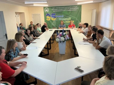 ПРАКТИКА БЕЗПЕКИ: ПРАЦІВНИКИ КОЛЕДЖУ ВІДПРАЦЮВАЛИ ДІЇ В НАДЗВИЧАЙНИХ СИТУАЦІЯХ ПРАКТИКА БЕЗПЕКИ: ПРАЦІВНИКИ КОЛЕДЖУ ВІДПРАЦЮВАЛИ ДІЇ В НАДЗВИЧАЙНИХ СИТУАЦІЯХ