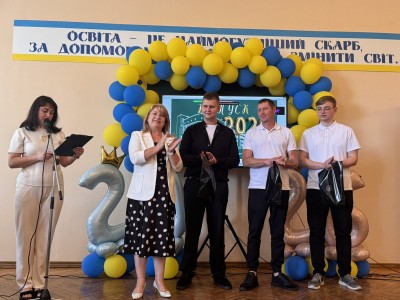 ЛІТНІЙ ВИПУСК – 2026: У КОЛЕДЖІ ВІДБУЛОСЯ УРОЧИСТЕ ВРУЧЕННЯ ДИПЛОМІВ ВИПУСКНИКАМ
