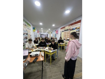 ТВОРЧІСТЬ, ТРАДИЦІЇ І ВИБІР МАЙБУТНЬОГО ТВОРЧІСТЬ, ТРАДИЦІЇ І ВИБІР МАЙБУТНЬОГО