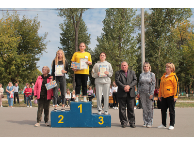 Спорт та здоров’я завжди поруч!! Спорт та здоров’я завжди поруч!!