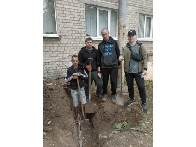 ЗДОБУВАЧІ ОСВІТИ ДОЛУЧИЛИСЯ ДО УСУНЕННЯ НАСЛІДКІВ ПОШКОДЖЕННЯ КАБЕЛЬНОЇ ЛІНІЇ
