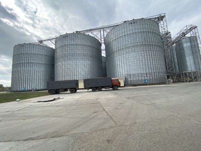 Засідання круглого столу на підприємстві. Засідання круглого столу на підприємстві.