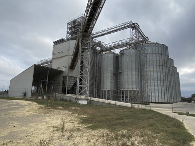 Засідання круглого столу на підприємстві. Засідання круглого столу на підприємстві.