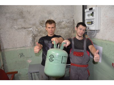 Монтажник устаткування холодильних установок