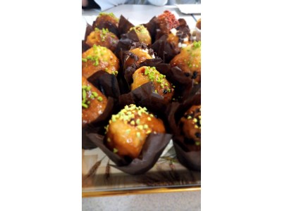 Майстри солодких справ Майстри солодких справ