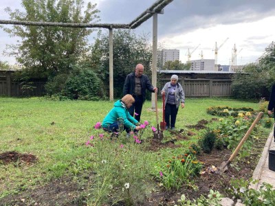 Зростайте і квітніть, чарівні троянди!!!Краса врятує світ!!! Зростайте і квітніть, чарівні троянди!!!Краса врятує світ!!!