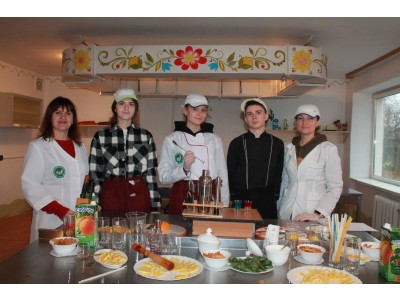 МАЙСТЕР-КЛАС «МАГІЧНЕ ШОУ» МАЙСТЕР-КЛАС «МАГІЧНЕ ШОУ»