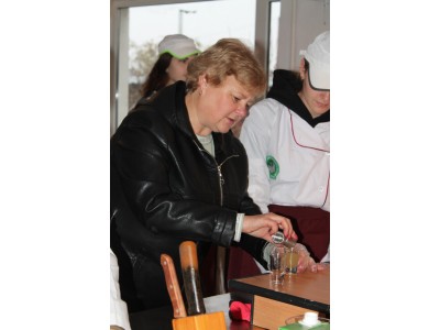 МАЙСТЕР-КЛАС «МАГІЧНЕ ШОУ» МАЙСТЕР-КЛАС «МАГІЧНЕ ШОУ»