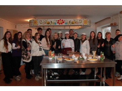 МАЙСТЕР-КЛАС «МАГІЧНЕ ШОУ» МАЙСТЕР-КЛАС «МАГІЧНЕ ШОУ»