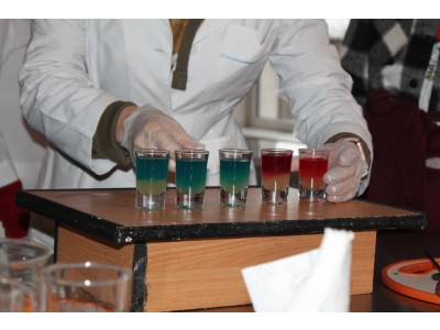 МАЙСТЕР-КЛАС «МАГІЧНЕ ШОУ» МАЙСТЕР-КЛАС «МАГІЧНЕ ШОУ»