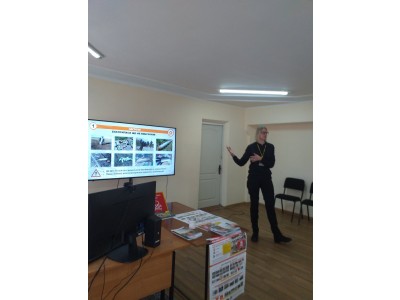 Навчання студентів з попередження ризиків від мін та  вибухонебезпечних предметів Навчання студентів з попередження ризиків від мін та  вибухонебезпечних предметів