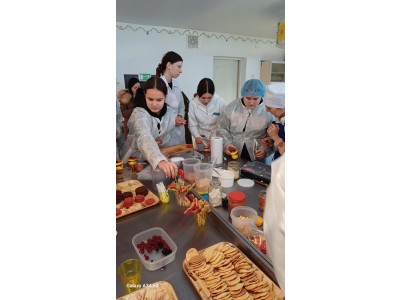 ВИШУКАНІ ДЕСЕРТИ