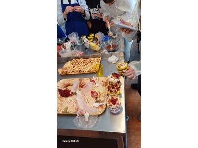 ВИШУКАНІ ДЕСЕРТИ